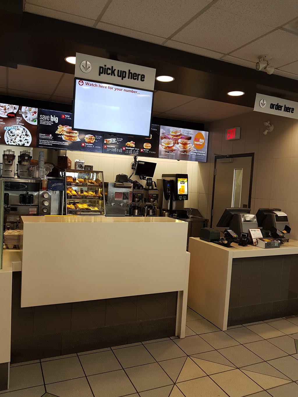 McDonalds | 4545 25 St SE, Calgary, AB T2B 3R9, Canada | Phone: (403) 272-5553