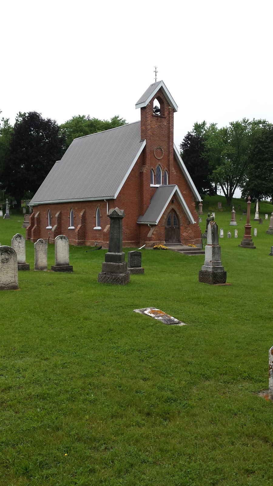 St. Johns Cemetery | 953420-, 953700 7 Line E, Orangeville, ON L9W 2Z2, Canada