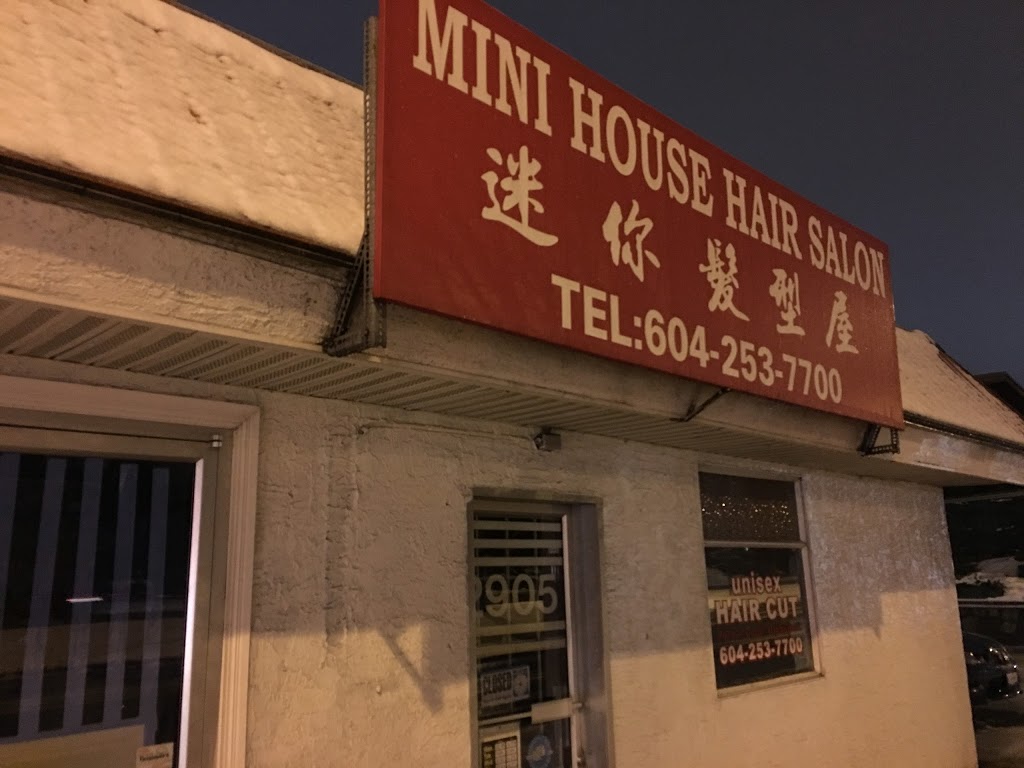 Mini House Hair Salon | 2905 E 1st Ave, Vancouver, BC V5M 1B1, Canada | Phone: (604) 253-7700