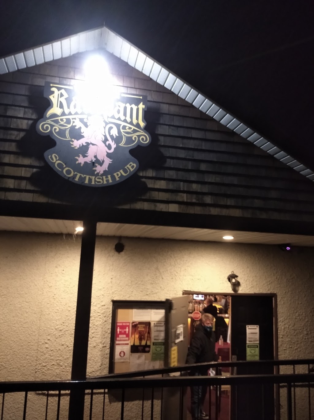 The Lion Rampant Scottish Pub | 6777 Beaumont Ave, Duncan, BC V9L 5X4, Canada | Phone: (250) 746-5422