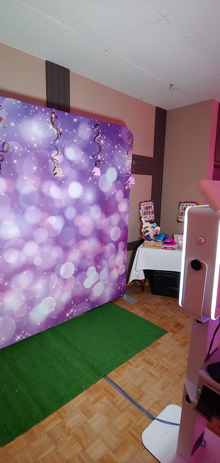 Booth Camp Photobooth | #3729, Camrose, AB T4V 3H4, Canada | Phone: (587) 322-0995