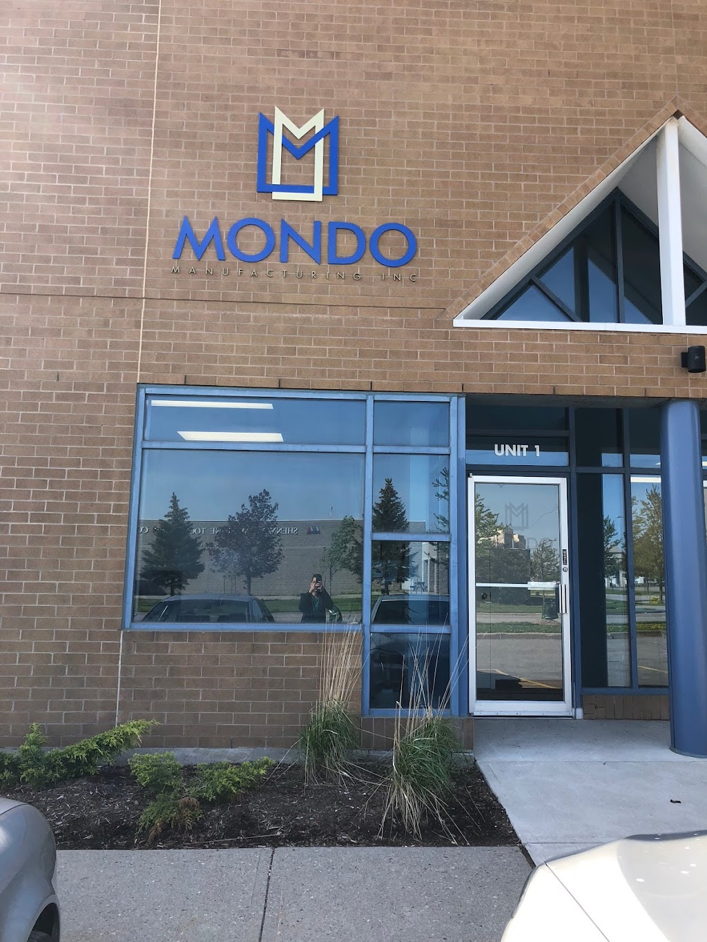 Mondo Window & Door Manufacturer | 55 Queens Plate Dr #1, Etobicoke, ON M9W 6P2, Canada | Phone: (416) 748-1600