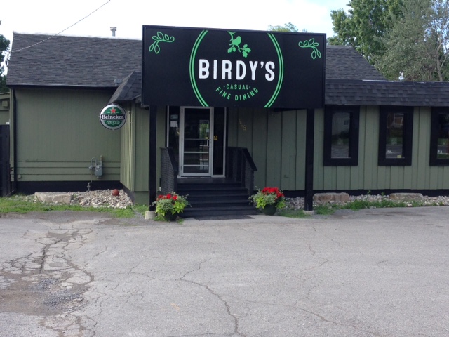 Birdys Fine Casual Dining | 449 Dundas St W, Belleville, ON K8P 1B6, Canada | Phone: (613) 779-0856