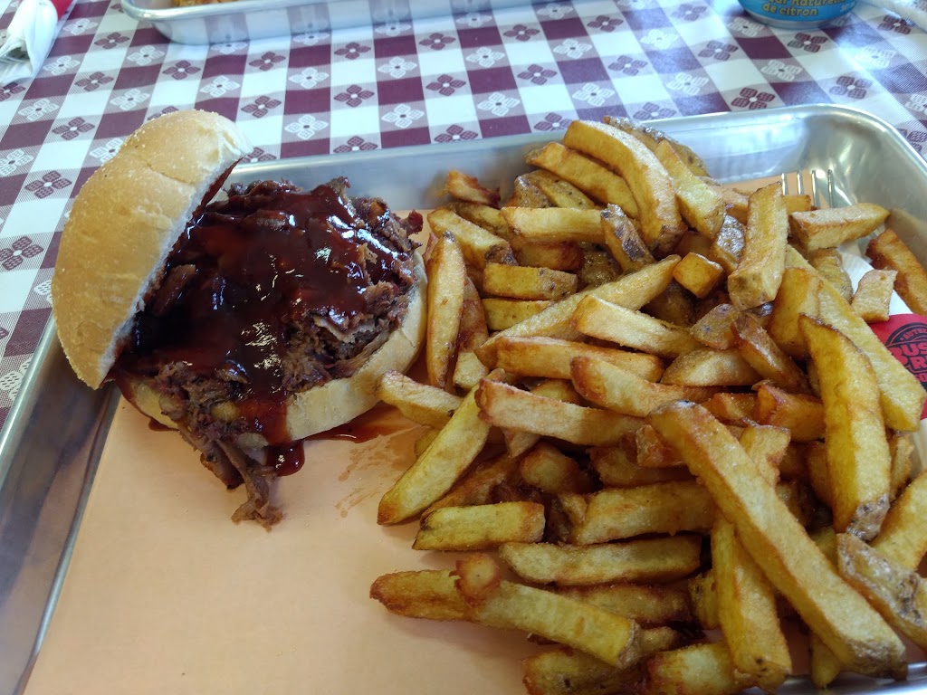 Buster Rhinos Southern BBQ | 7-2001 Thickson Rd. S., Whitby, ON L1N 6J3, Canada | Phone: (905) 436-6986