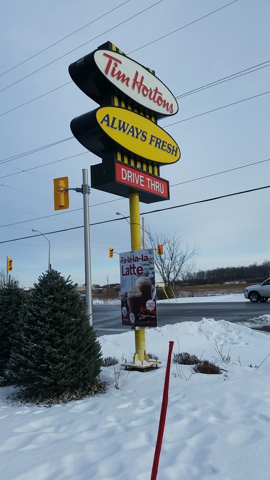 Tim Hortons | 780 OBrien Rd, Renfrew, ON K7V 3Z4, Canada | Phone: (613) 432-9071