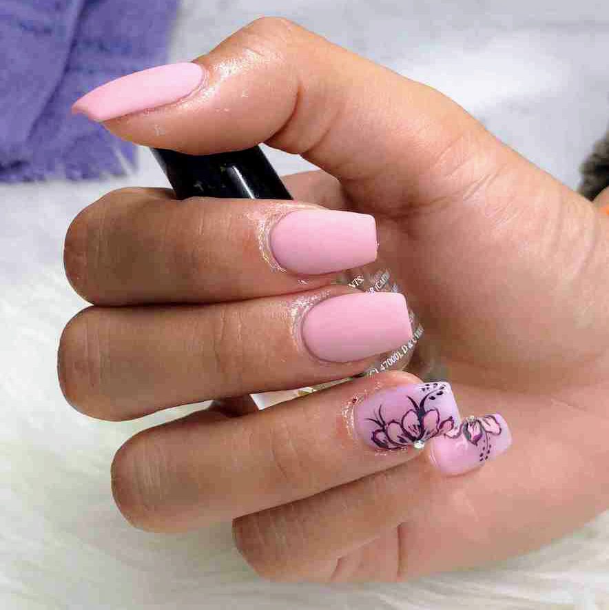 Rainbow nails spa Ltd | 2525 Woodview Dr SW, Calgary, AB T2W 4N4, Canada | Phone: (403) 281-8874