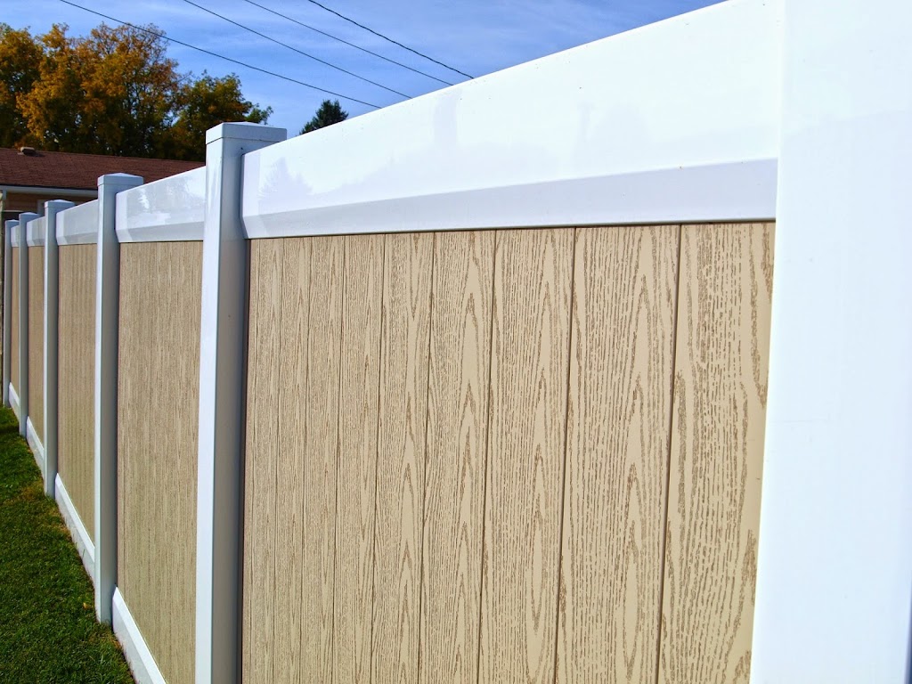 Advantage Vinyl Fencing | 23016, Hwy 14, Sherwood Park, AB T8B 1E4, Canada | Phone: (780) 988-7793