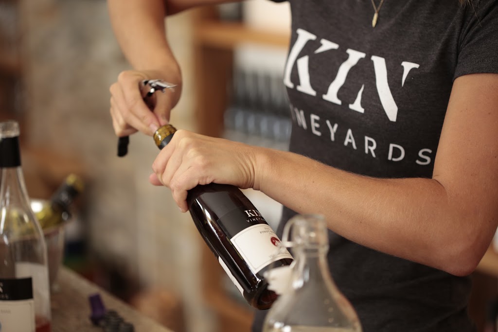 KIN Vineyards | 2225 Craigs Side Rd, Carp, ON K0A 1L0, Canada | Phone: (613) 519-1621