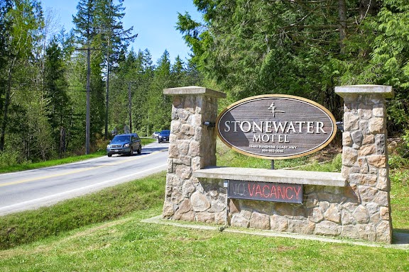 The Stonewater Motel LTD | 13483 Sunshine Coast Hwy, Madeira Park, BC V0N 2H1, Canada | Phone: (604) 883-0046