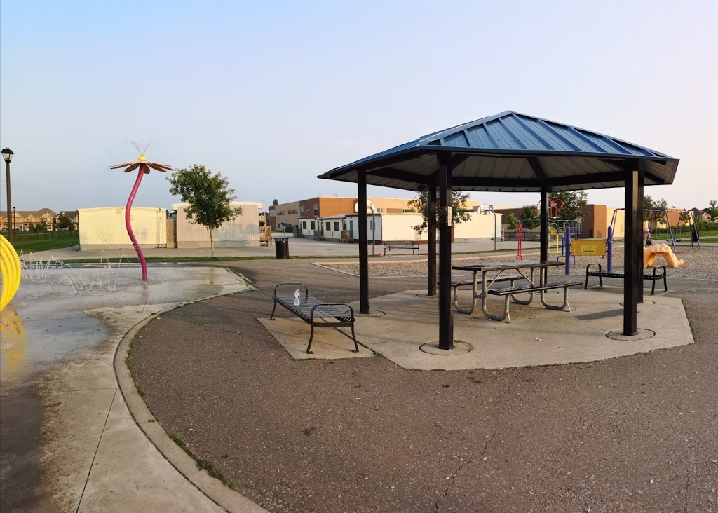 Clarke Neighbourhood Park Sth | 1170 Laurier Ave, Milton, ON L9T 6W8, Canada | Phone: (905) 878-7946