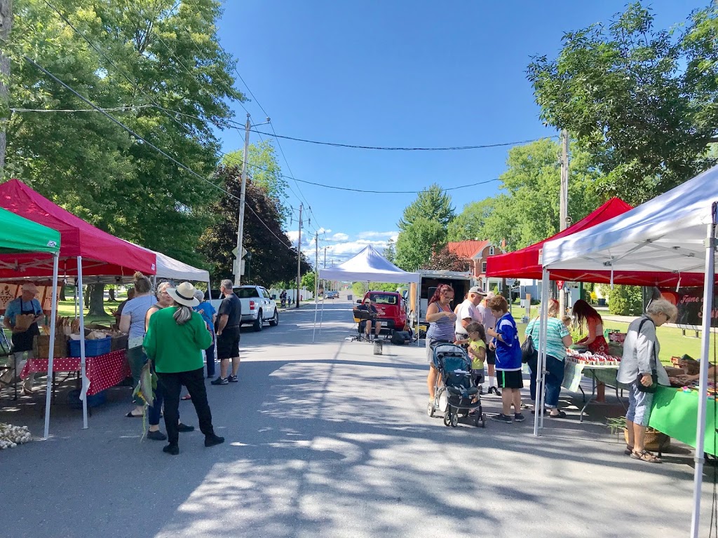 Marché Fermier du Comté de Huntingdon | Marché dété: Parc Prince-Arthur, 1H0, Rue Dalhousie, Huntingdon, QC J0S, Canada | Phone: (450) 807-2592