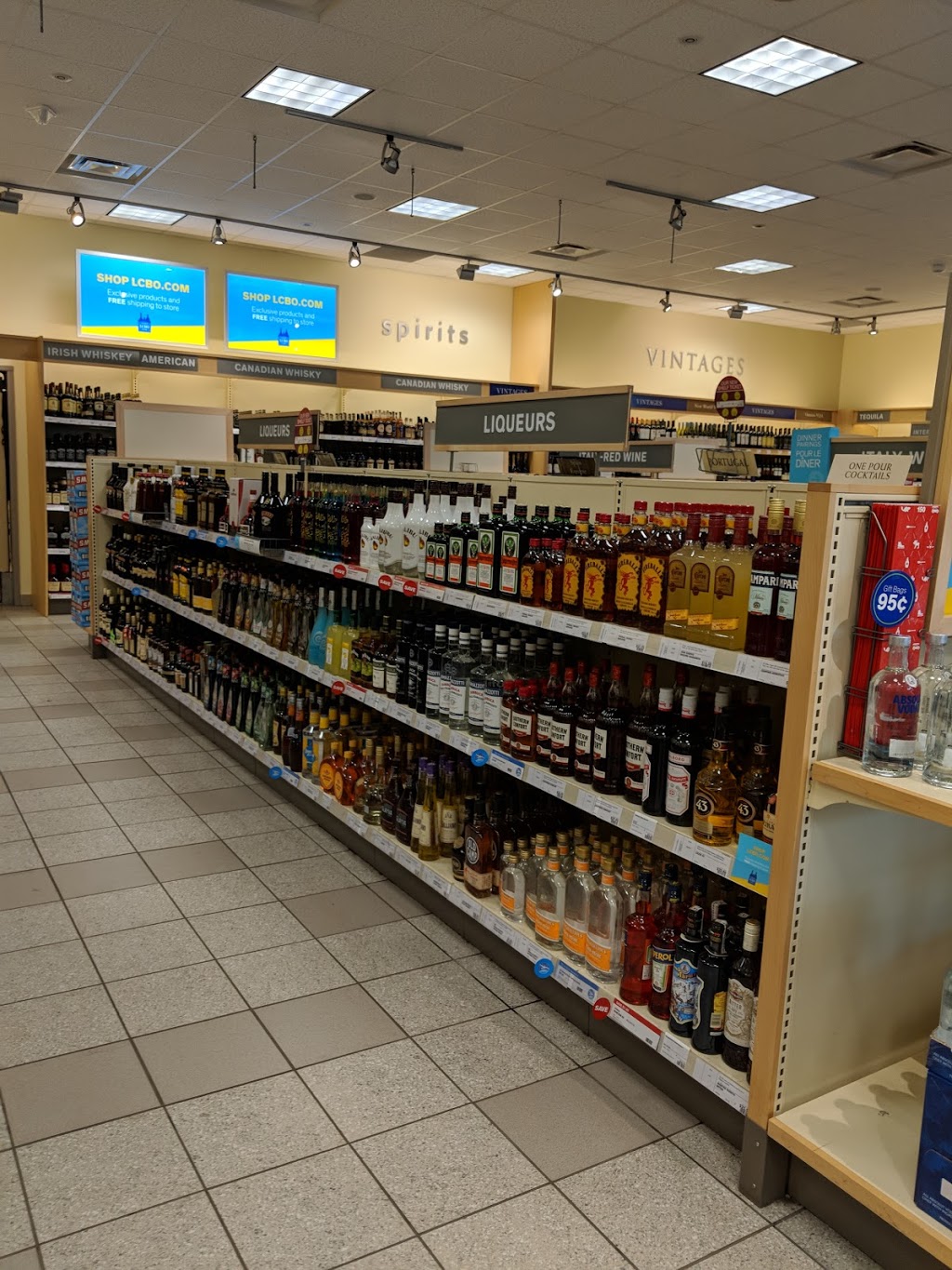 LCBO | 410 Main St E, Kingsville, ON N9Y 1A7, Canada | Phone: (519) 733-5223