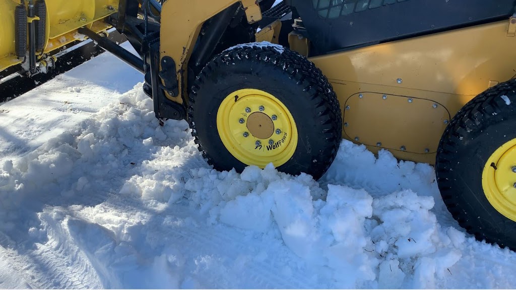 Skid Steer Winter Tires | 235 Industrial Pkwy S Unit 18, Aurora, ON L4G 3V5, Canada | Phone: (289) 678-1717