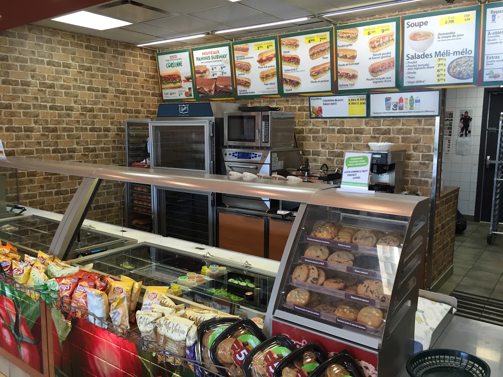 Subway | 2805 Avenue St David, Québec, QC G1C 0J3, Canada | Phone: (418) 660-3131