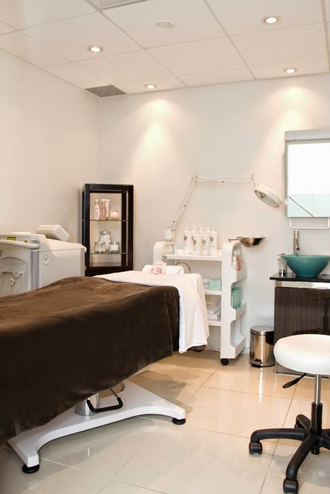 Elements Wellness and Medispa | 195 Avenue Rd, Toronto, ON M5R 2J3, Canada | Phone: (416) 929-1618