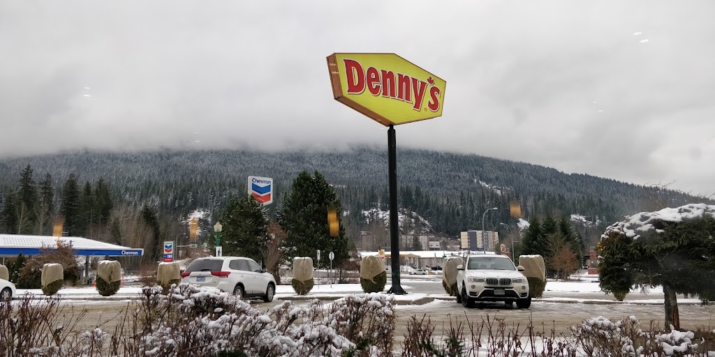 Dennys | 1891 Fraser Dr, Revelstoke, BC V0E 2S0, Canada | Phone: (250) 837-2034