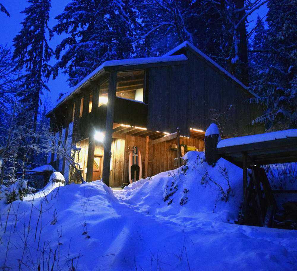 Glacier Guest Suites | 8040 Mt Baker Hwy, Maple Falls, WA 98266, USA | Phone: (360) 599-2927