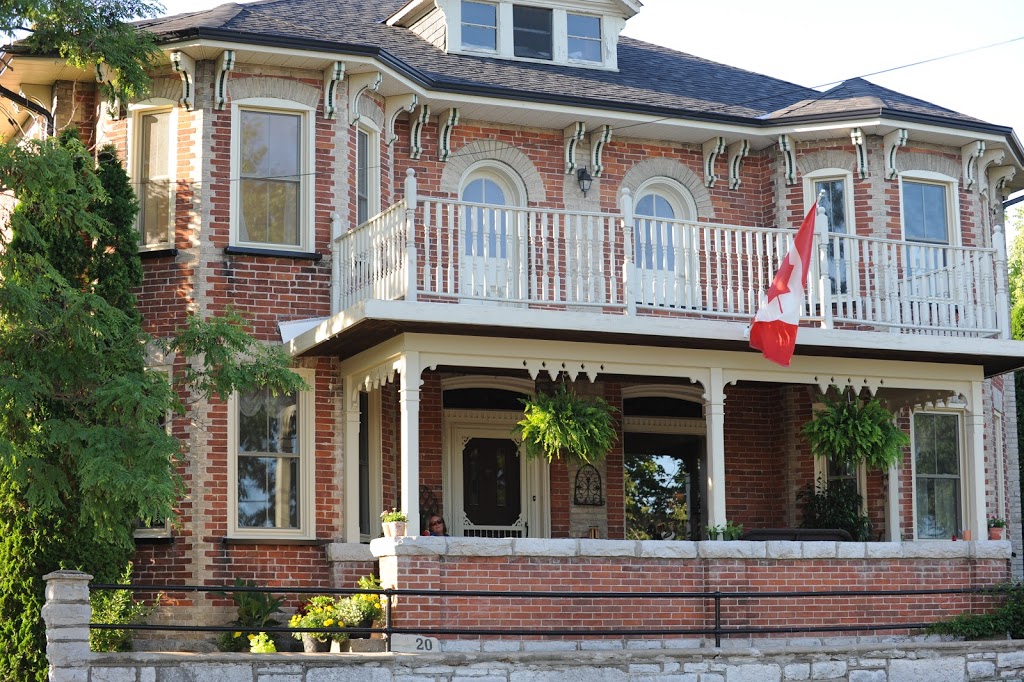Rippling Waters Bed and Breakfast | 20 Front St E, Lindsay, ON K9V 4R4, Canada | Phone: (905) 820-0976