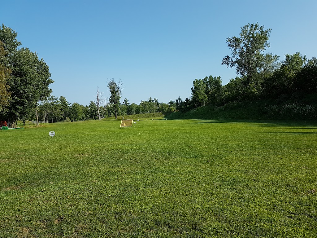 Mer Bleue Golf, Driving Range & Miniputt | 3686 Navan Rd, Navan, ON K4B 1H9, Canada | Phone: (613) 824-7900