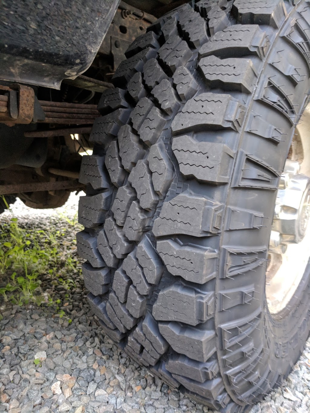 Modern Tire & Towing | 1756 Agassiz-Rosedale Hwy, Agassiz, BC V0M 1A0, Canada | Phone: (604) 796-2611