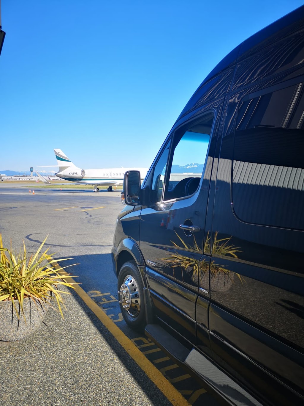 Dream Limousine Service Ltd | 16284 77 Ave, Surrey, BC V4N 0L2, Canada | Phone: (604) 330-6767