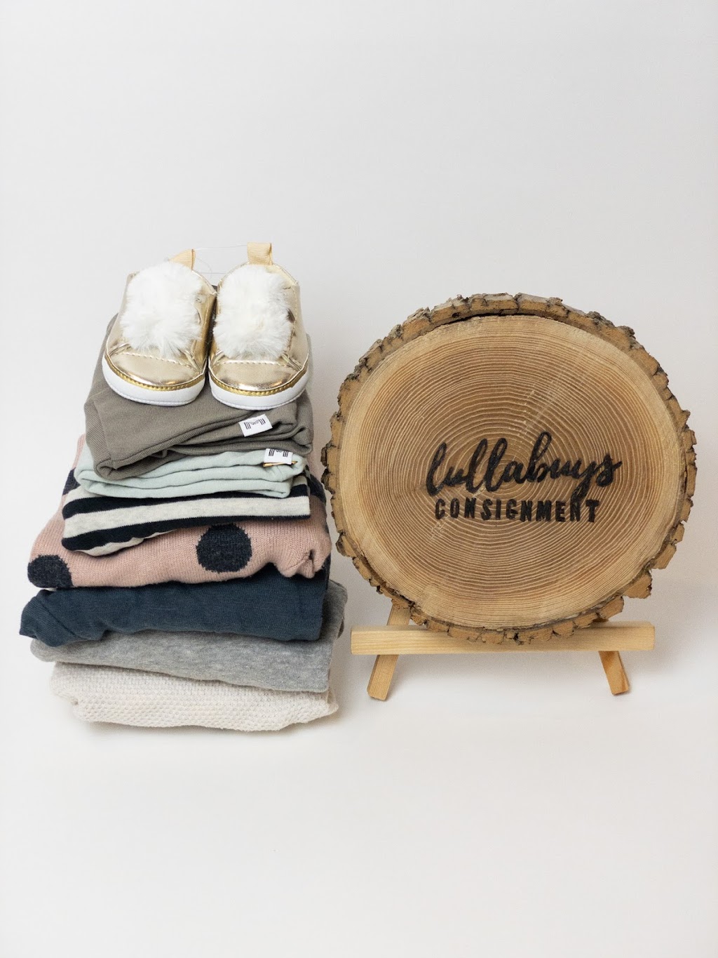 Lullabuys Consignment | 72 Frances Colbert Ave, Carp, ON K0A 1L0, Canada | Phone: (613) 219-1661