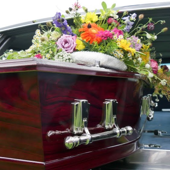 Prudden & Kandt Funeral Home | 242 Genesee St, Lockport, NY 14094, USA | Phone: (716) 433-6300