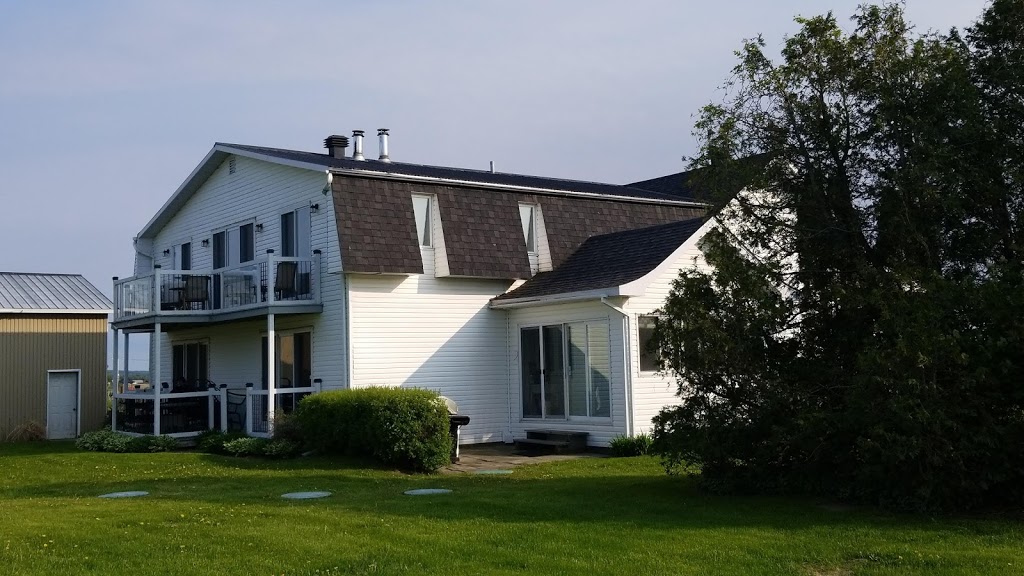 Côte St-Hermas | 3461 Chemin Charles-Léonard, Mirabel, QC J7N 2Y7, Canada | Phone: (450) 258-4481