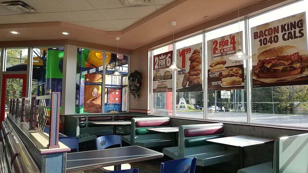 Burger King | 640 Victoria St, Strathroy, ON N7G 3C1, Canada | Phone: (519) 245-7459