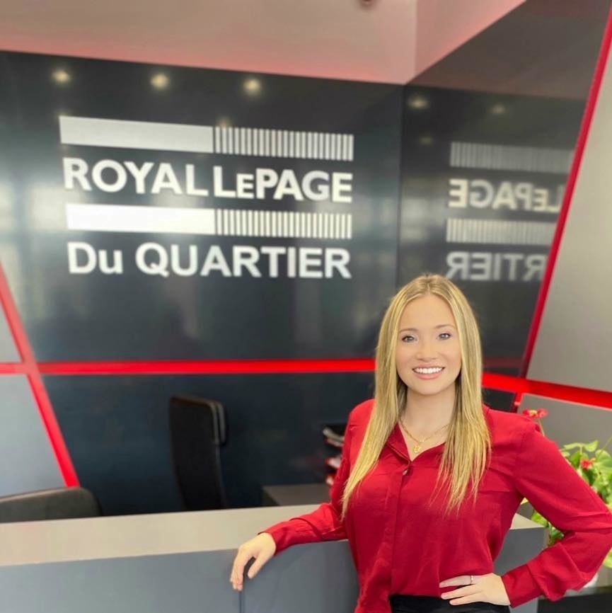 Emilie Veillette Courtier immobilier résidentiel Royal Lepage | 6971 Chem. de la Côte de Liesse, Saint-Laurent, QC H4T 1Z3, Canada | Phone: (514) 826-0993