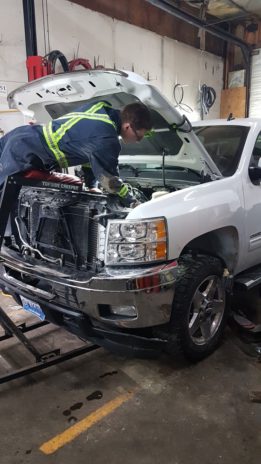 Selkirk Diesel Repair & AutoCare Centre | 126 Lily Ave, Selkirk, MB R1A 2A7, Canada | Phone: (204) 785-9049