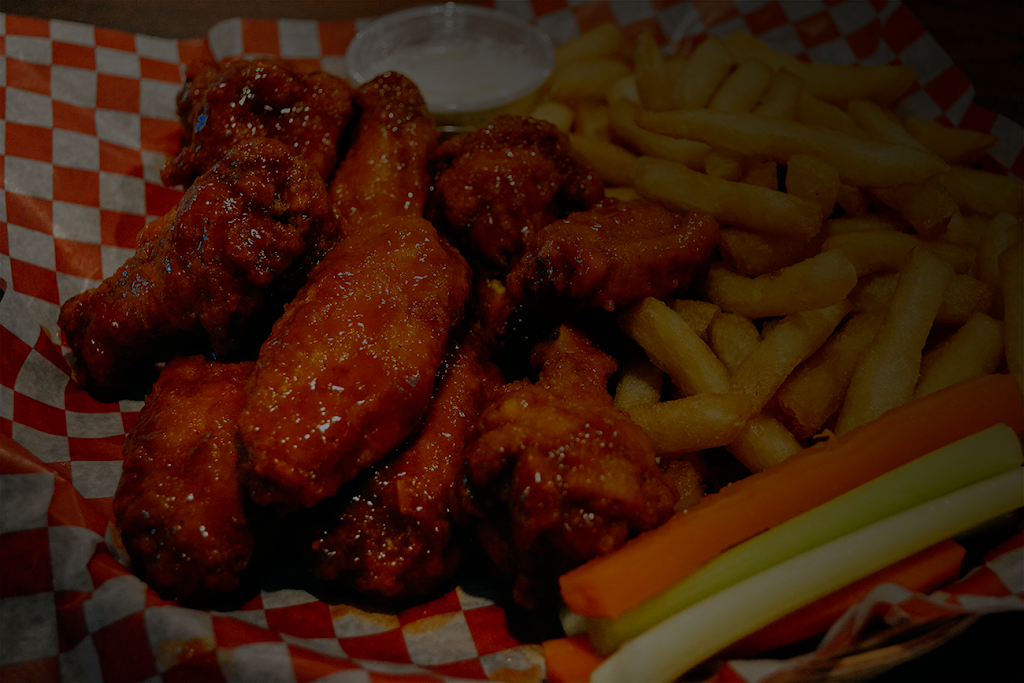 Wing House Express | 31 Hainer St, St. Catharines, ON L2S 1N6, Canada | Phone: (905) 682-9555