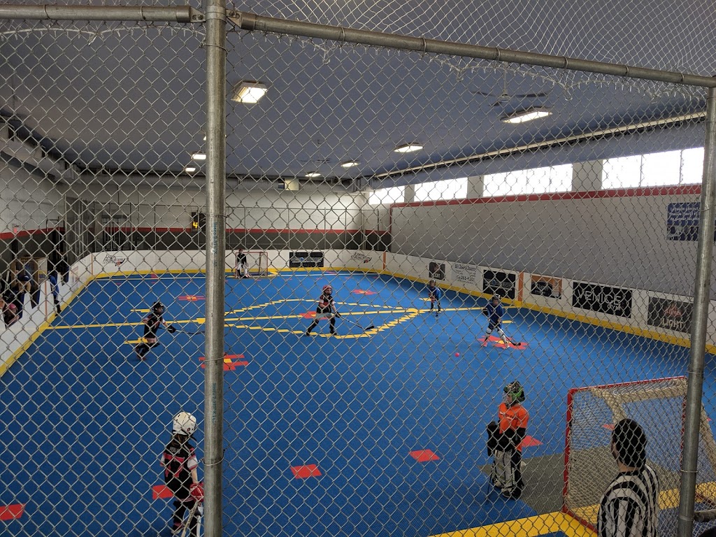 Dek Hockey Lévis | 2394 Av. de la Rotonde, Charny, QC G6X 2M2, Canada | Phone: (418) 832-7388