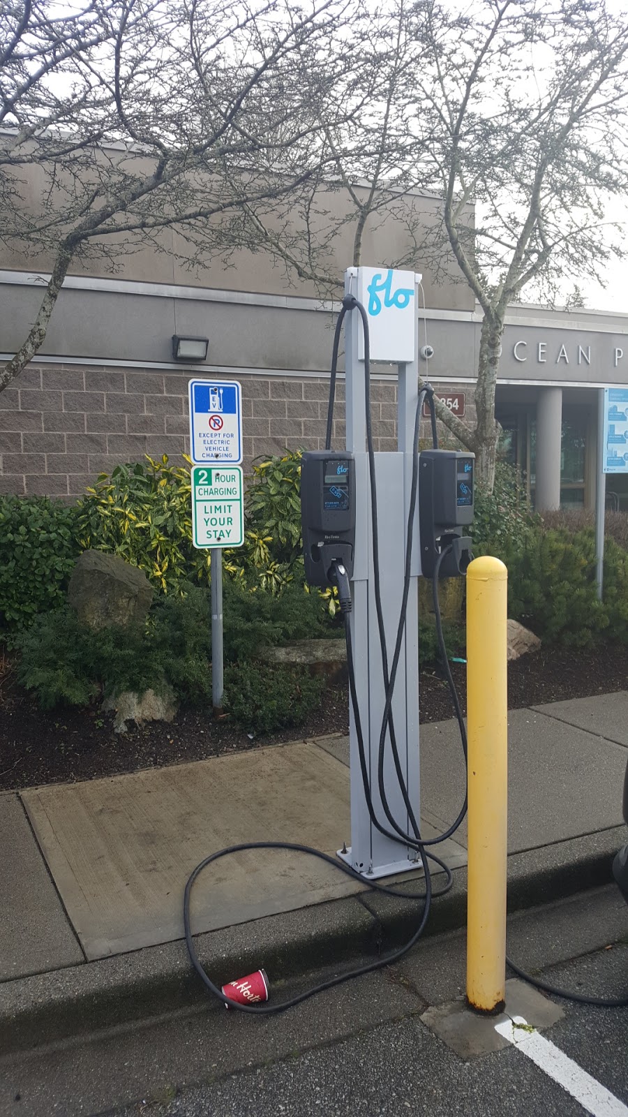 Flo Charging Station | 12854 17 Ave, Surrey, BC V4A 1T5, Canada | Phone: (844) 825-3356