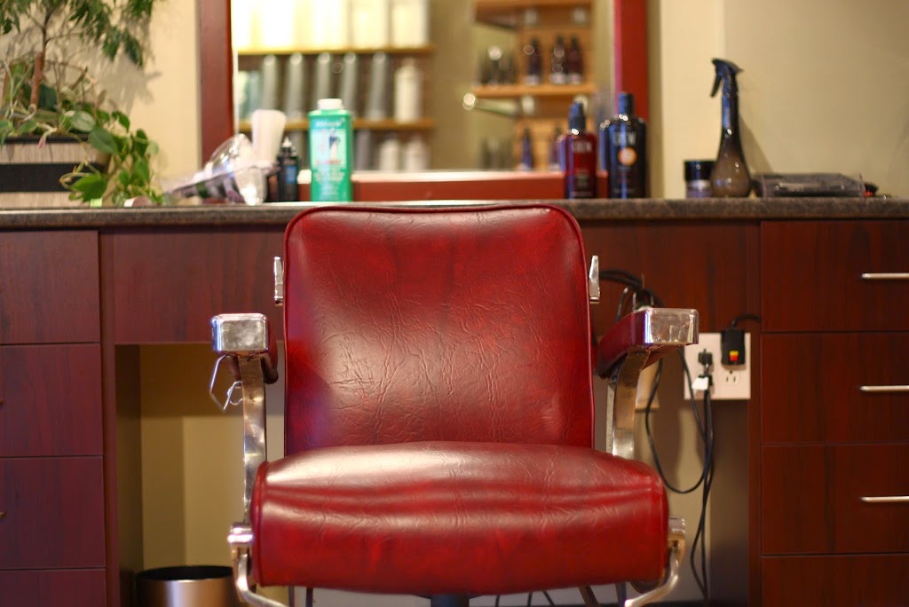 Barbers Corner | 190 Cobequid Rd, Lower Sackville, NS B4C 2N4, Canada | Phone: (902) 865-4247