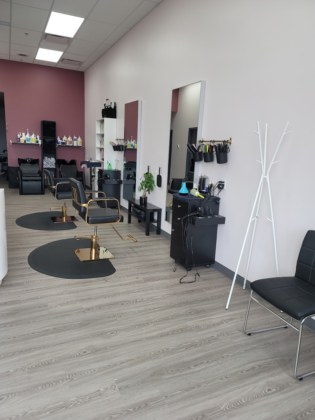 Sweet & sassy hair salon | 3711 8 Ave SW, Edmonton, AB T6X 2E9, Canada | Phone: (780) 850-0752