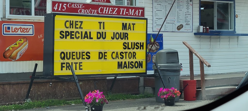 Casse Croute Chez Ti-Mat | 415 Rue Principale, Pohénégamook, QC G0L 1J0, Canada | Phone: (418) 893-1111