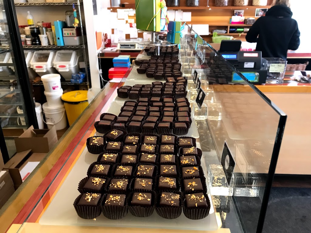 Les Chocolats de Chloé | 546 Av. Duluth E, Montréal, QC H2L 1A9, Canada | Phone: (514) 849-5550