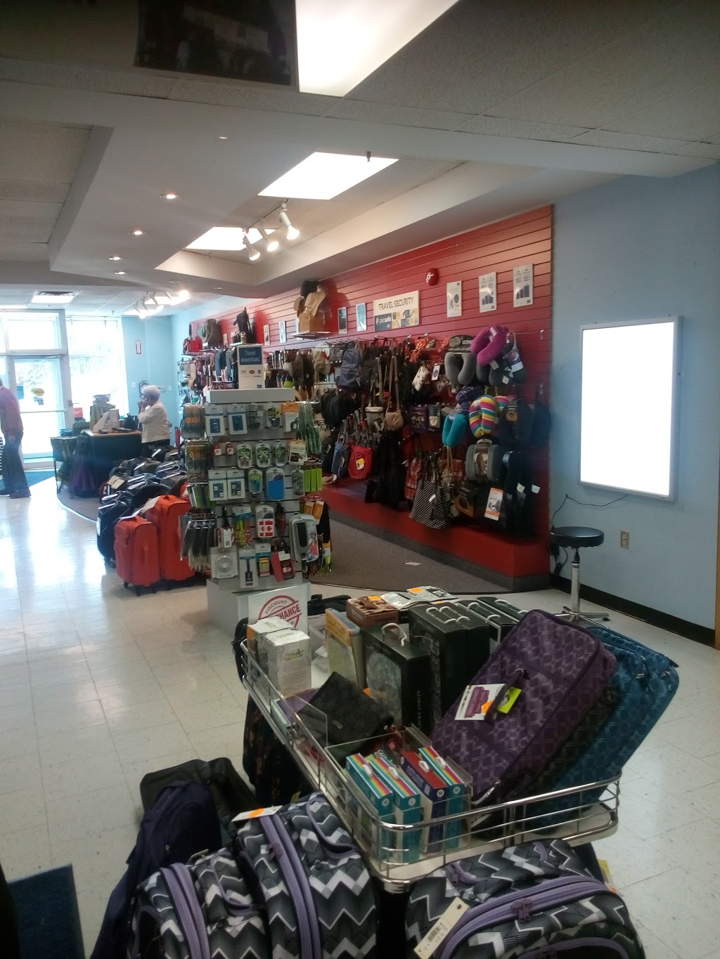 CAA Store - Don Mills | 895 Lawrence Ave E, North York, ON M3C 1P7, Canada | Phone: (416) 449-9442