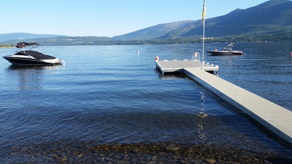 Sunny Shuswap Cabin Rentals | 7569 Golden Spur Trail, Anglemont, BC V0E 1A0, Canada | Phone: (250) 463-9804