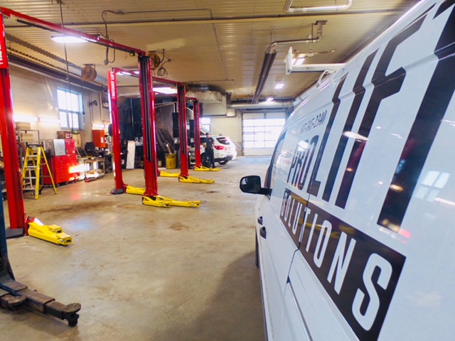 Pro Lift Solutions Inc | 1040 Martin Grove Rd Unit #5, Etobicoke, ON M9W 4W4, Canada | Phone: (647) 345-2340