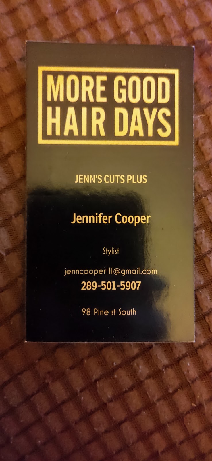 Jenns Cuts Plus | 98 Pine St S, Thorold, ON L2V 3M1, Canada | Phone: (289) 501-5907