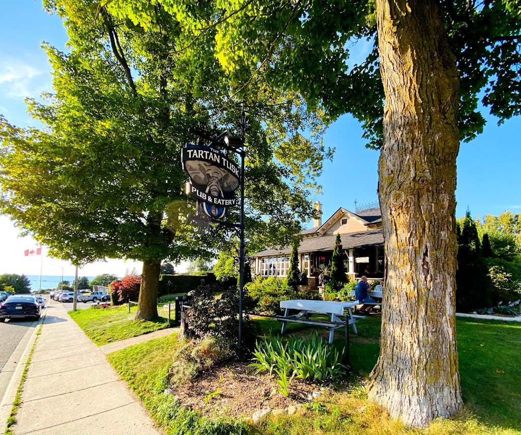 The Tartan Tusk Pub and Eatery | 217 Harbour St, Kincardine, ON N2Z 2X9, Canada | Phone: (519) 396-6000