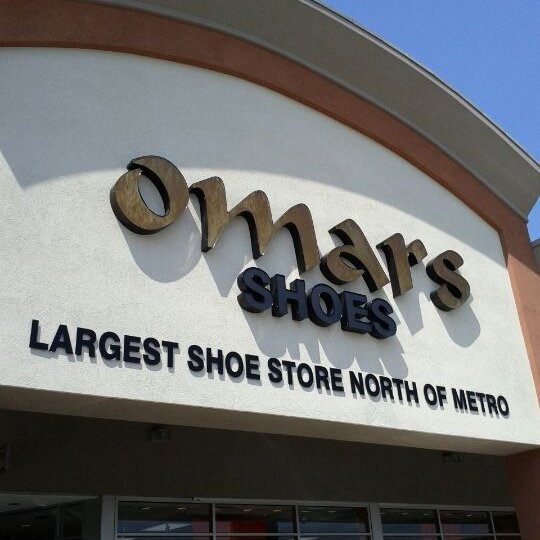 Omars Shoes | 14800 Yonge St, Aurora, ON L4G 1N3, Canada | Phone: (905) 727-9391