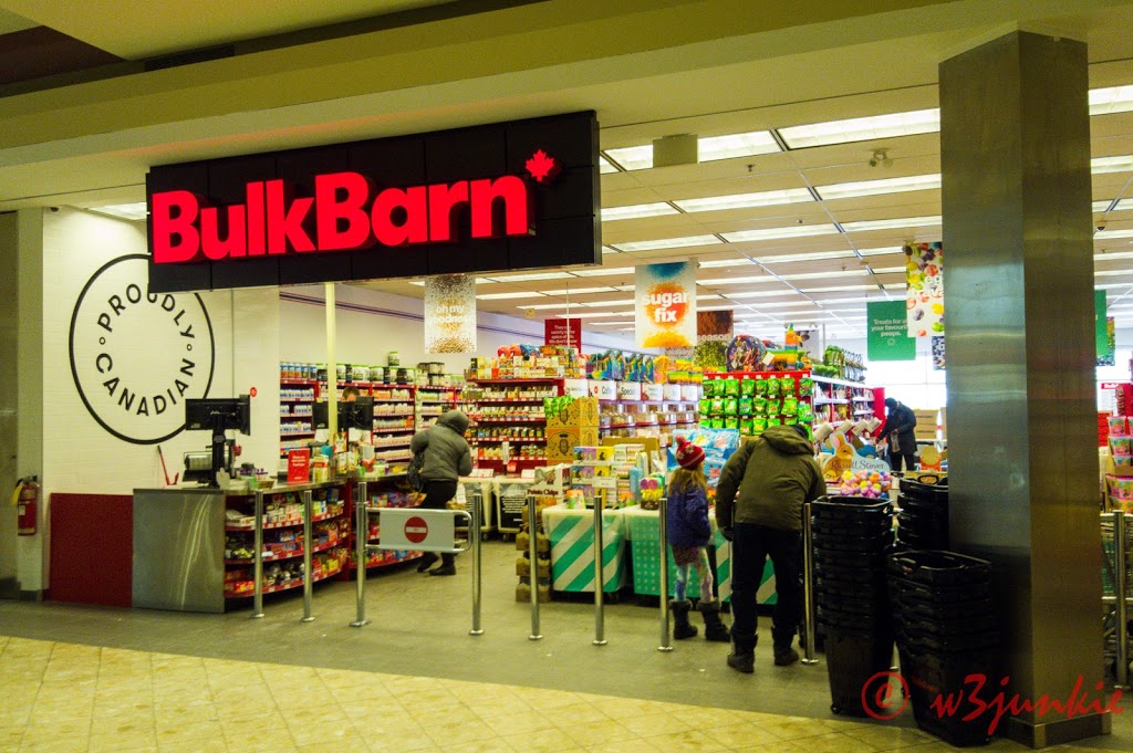 Bulk Barn | 1980 Ogilvie Rd, Gloucester, ON K1J 9L3, Canada | Phone: (613) 749-5353