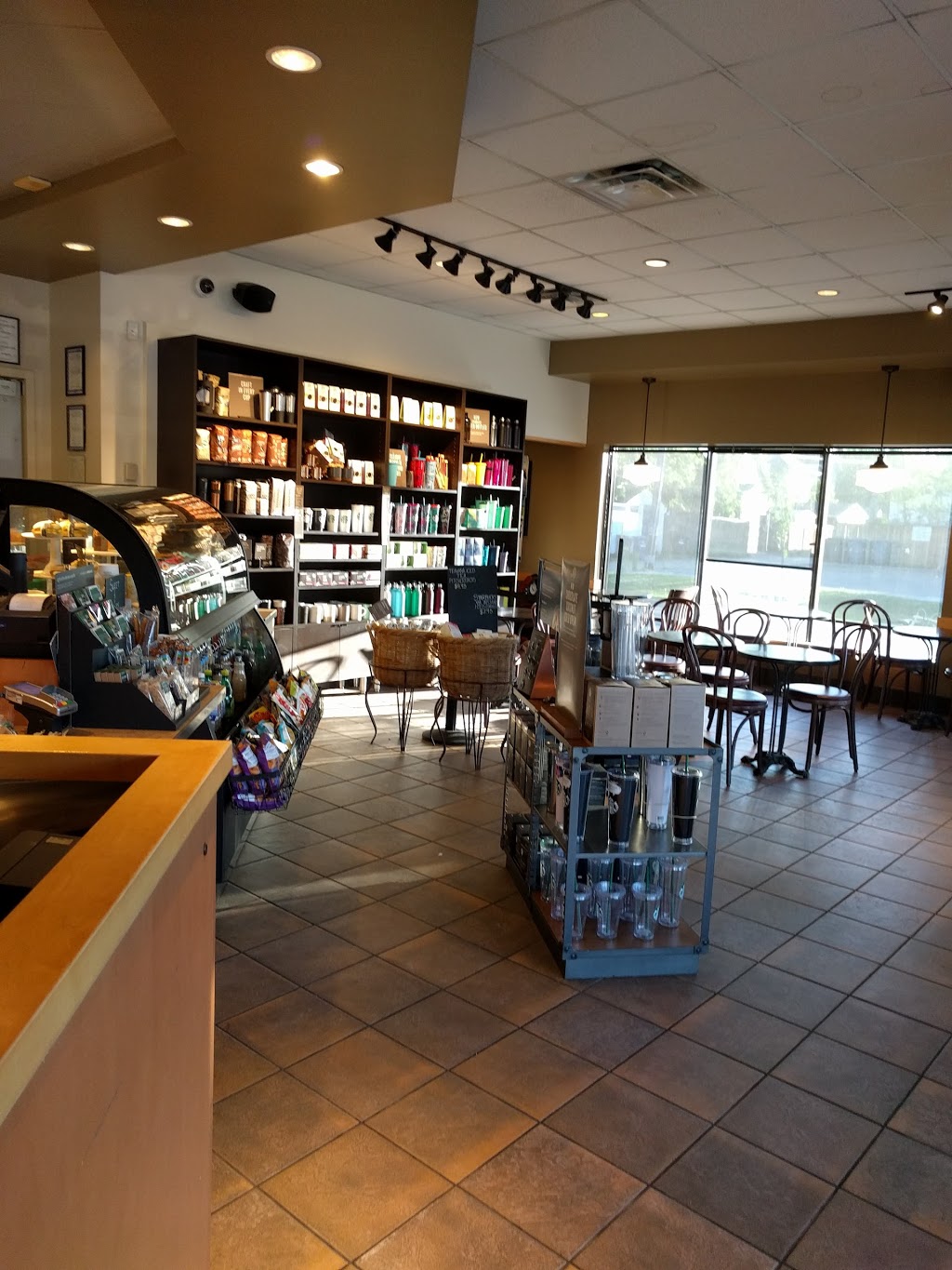 Starbucks | 544 Academy Rd, Winnipeg, MB R3N 0E1, Canada | Phone: (204) 489-7764