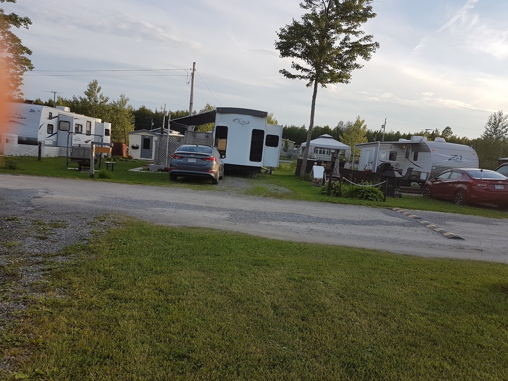 Panoramique | Camping VR et chalets Parkbridge | 464 Route François Gignac, Portneuf, QC G0A 2Y0, Canada | Phone: (418) 286-3655