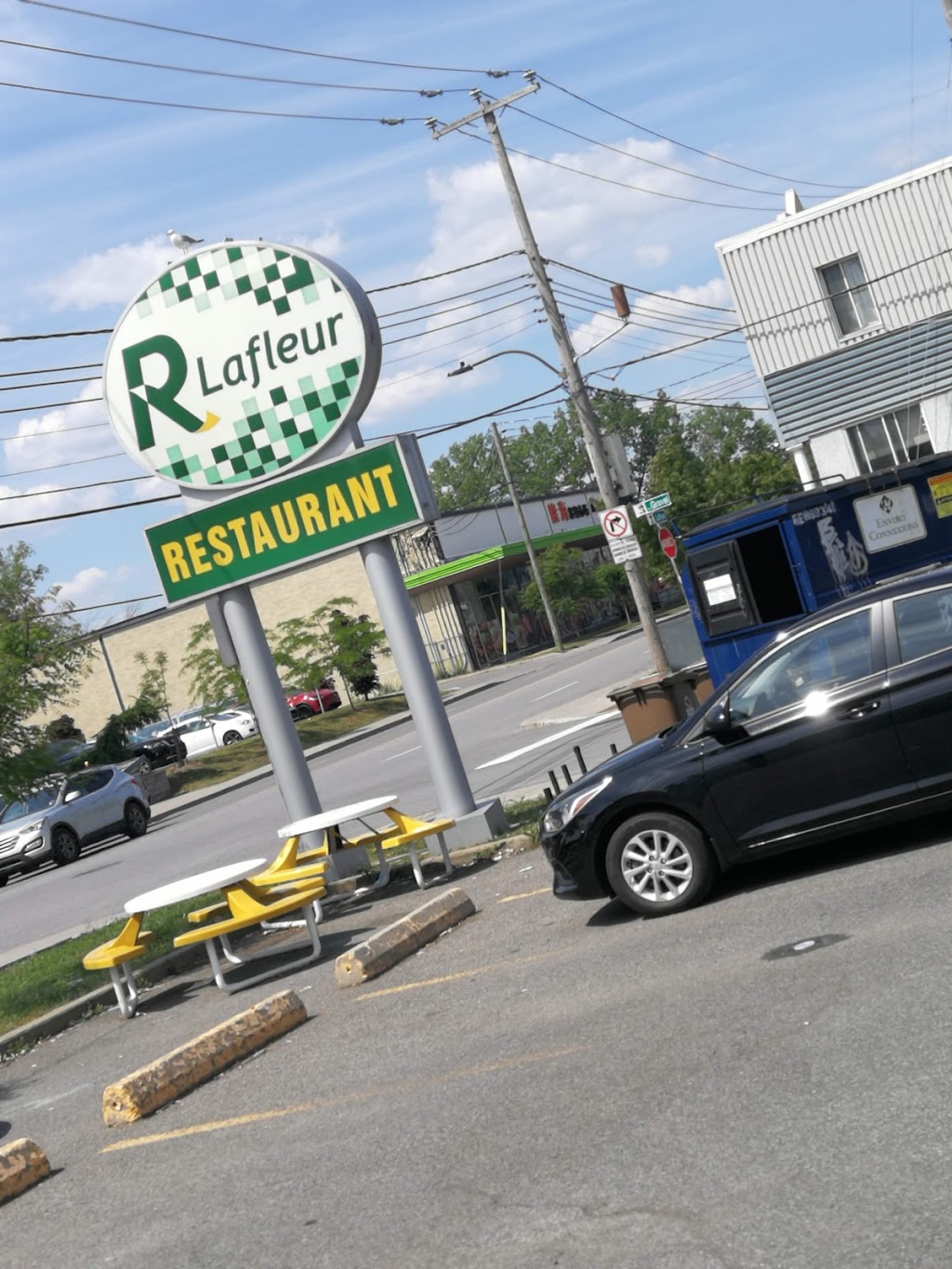 Restaurant Lafleur | 475 Av. Lafleur, LaSalle, QC H8R 3H8, Canada | Phone: (450) 656-0005