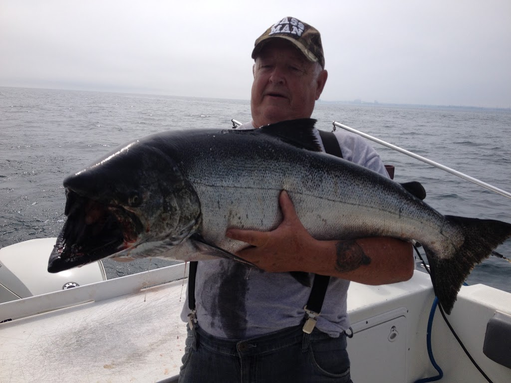 Fish Finder Charters | 228 Old Orchard Rd, Carrying Place, ON K0K 1L0, Canada | Phone: (613) 392-7472