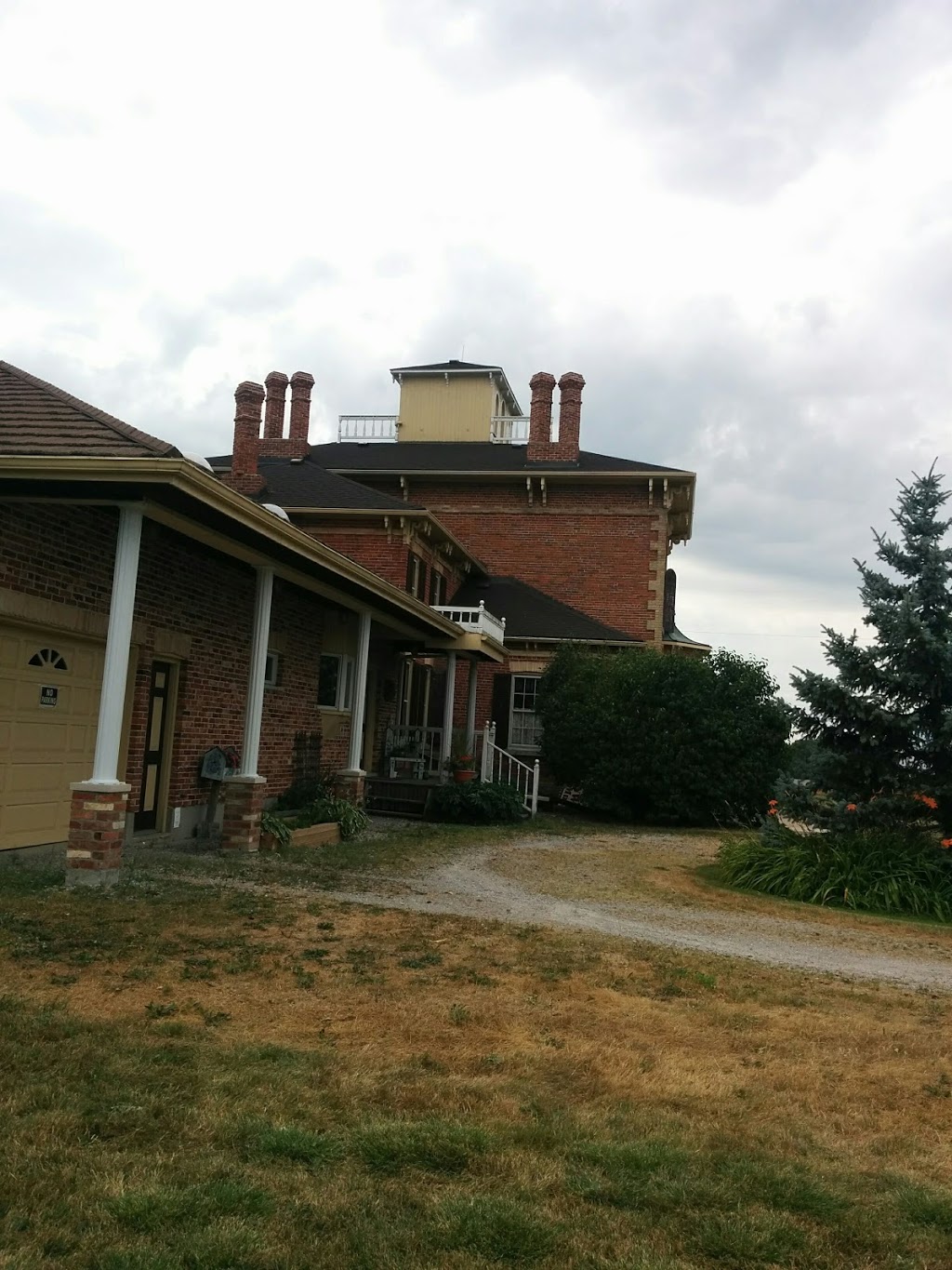 Cottonwood Mansion | 740 Haldimand 53, Selkirk, ON N0A 1P0, Canada | Phone: (905) 776-2538